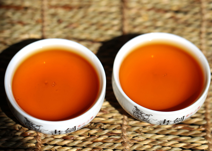 Dian Hong Golden Aromatic Snail