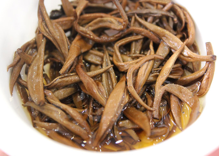 Dian Hong Golden Aromatic Snail