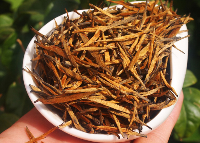 Yunnan Dian Hong Jin Zhen (Golden Needle)