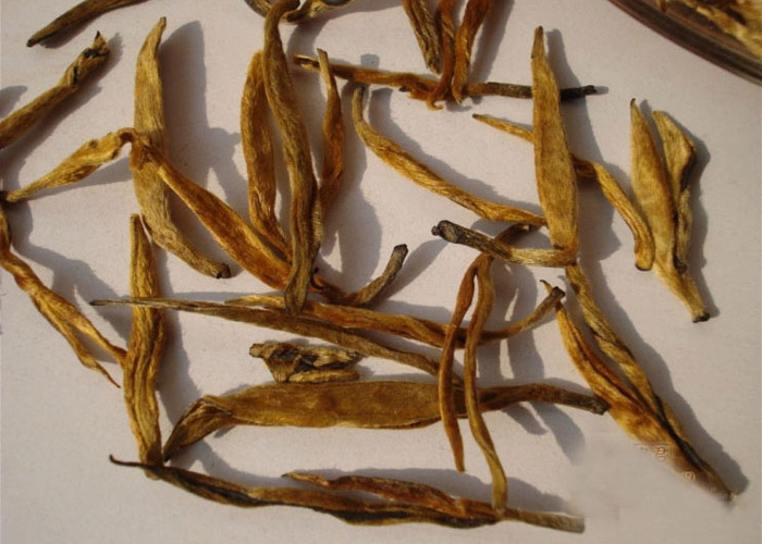 Yunnan Dian Hong Jin Zhen (Golden Needle)