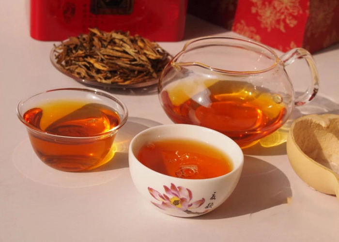 Yunnan Dian Hong Jin Zhen (Golden Needle)