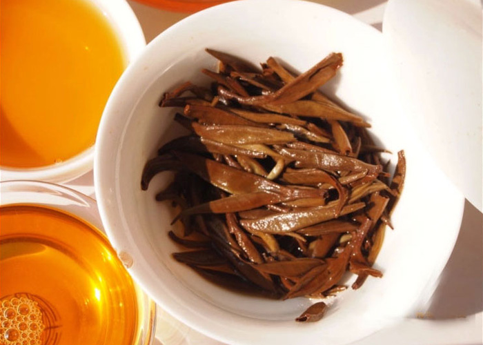 Yunnan Dian Hong Jin Zhen (Golden Needle)