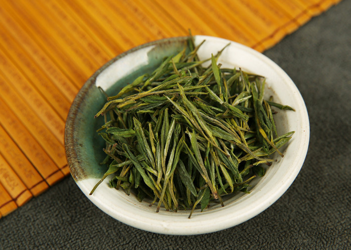 Gu Zhu Zi Sun Green Tea (Purple Bamboo Shoot)