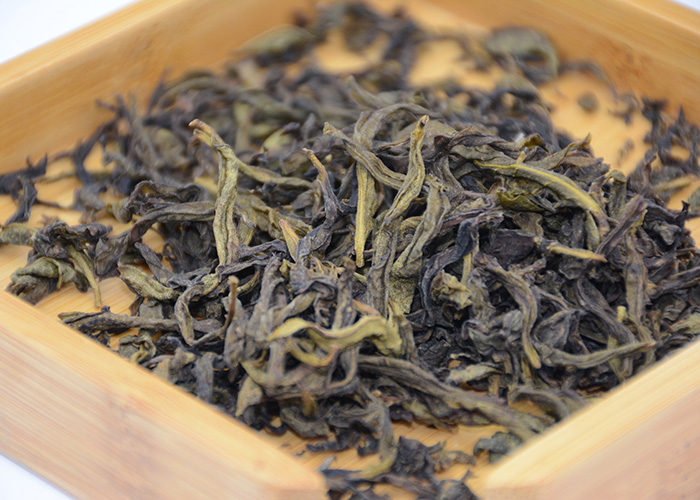 Bai Ji Guan (White Rooster Crest) Rock Oolong