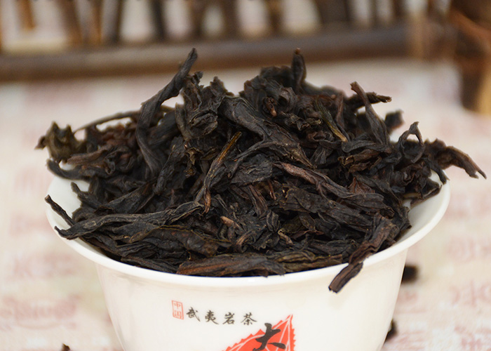 Tie Luo Han (Iron Monk) Wuyi Rock Oolong